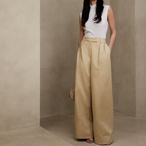Banana Republic Cruise Wide Leg Pants BNWT Size 0 Khakis